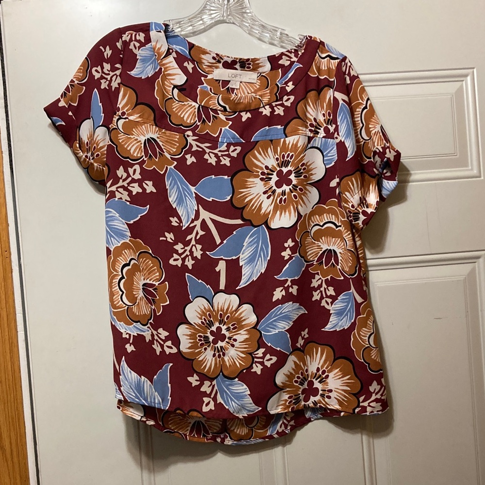 LOFT Floral Short Sleeve Blouse - Burgundy, Blue, Tan‎ SP